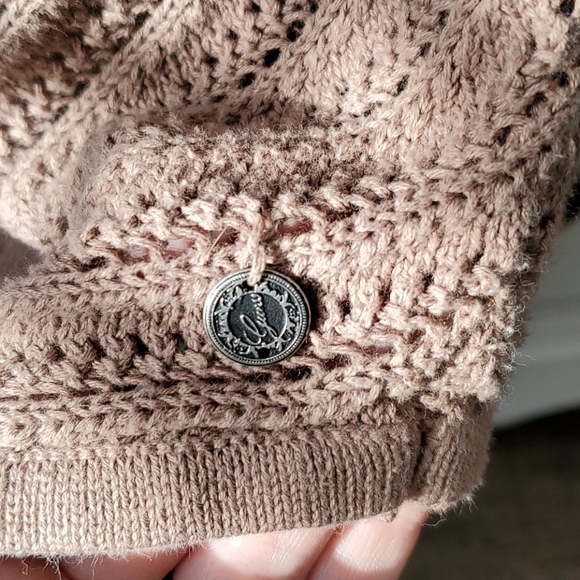 Guess 3/4 sleeve sweater - Picture 7 of 7